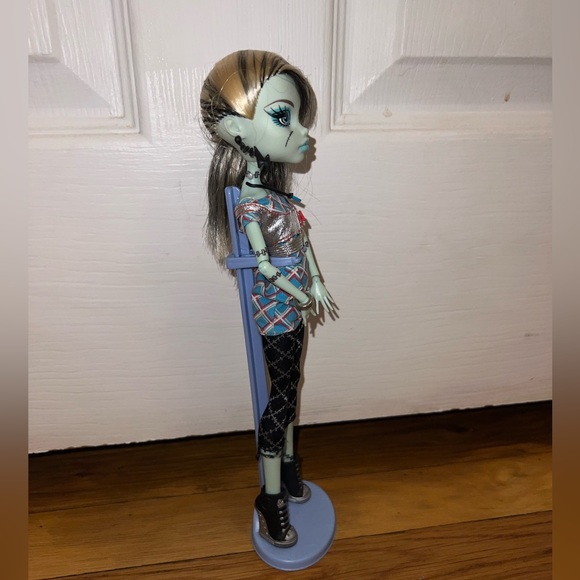 Monster High Day at the Maul Killer Style Frankie Stein Doll Mattel - Picture 2 of 5